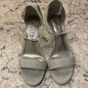 Silver sparkle 31/2 inch heels